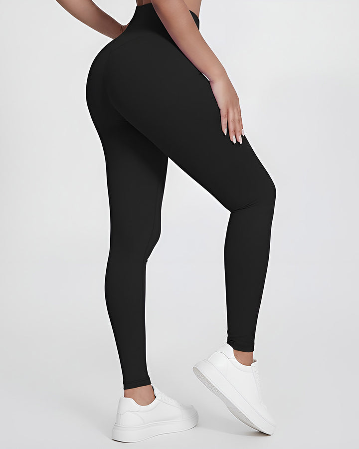 Elegantne Helanke sa V-rezom